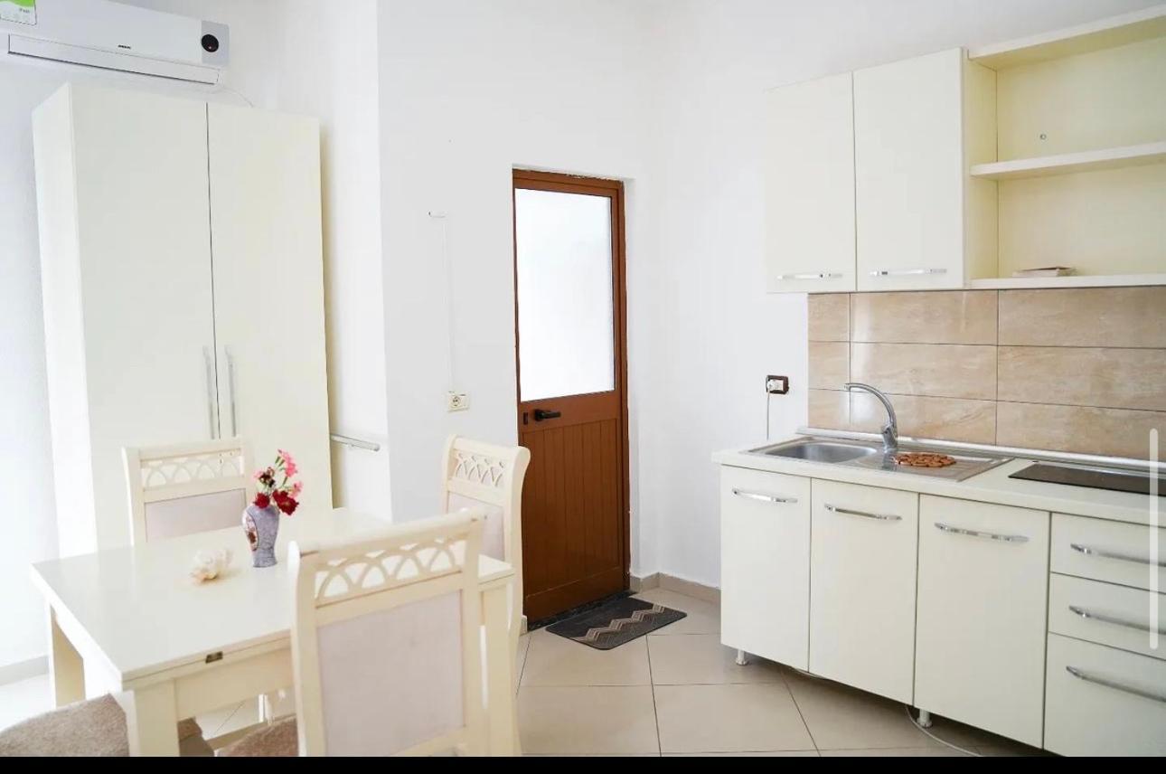 Hotel Kaci Velipojë Esterno foto